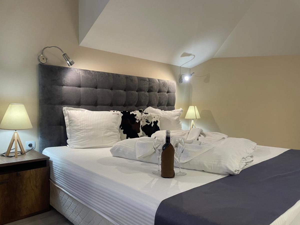Hotel Ostrova - Free Parking&WiFi Plovdiv Buitenkant foto