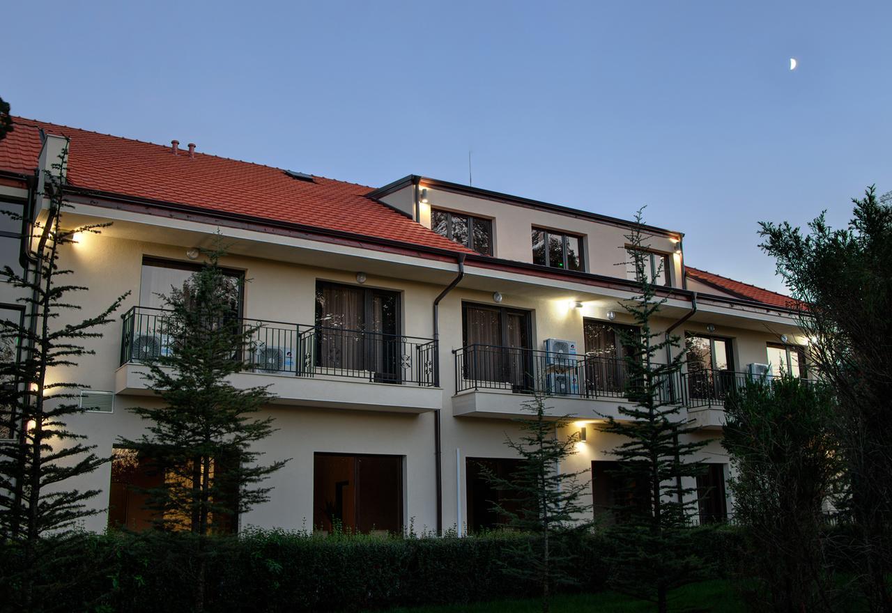 Hotel Ostrova - Free Parking&WiFi Plovdiv Buitenkant foto