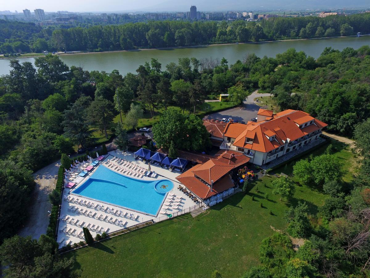 Hotel Ostrova - Free Parking&WiFi Plovdiv Buitenkant foto